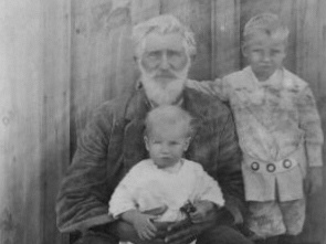 Joseph Henry Scales and Grandchildren in 1912